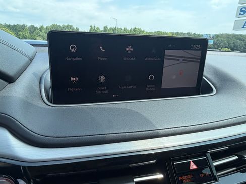 Used 2022 Acura MDX SH-AWD w/ Technology Package image 19