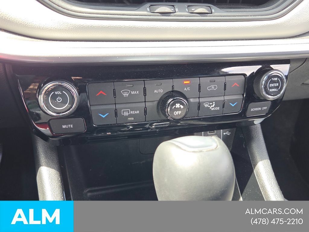 Used 2025 Jeep Compass Limited AWD/4WD image 20