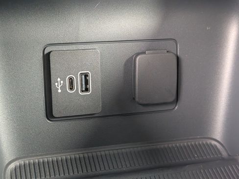 New 2026 Ford Explorer Active image 17