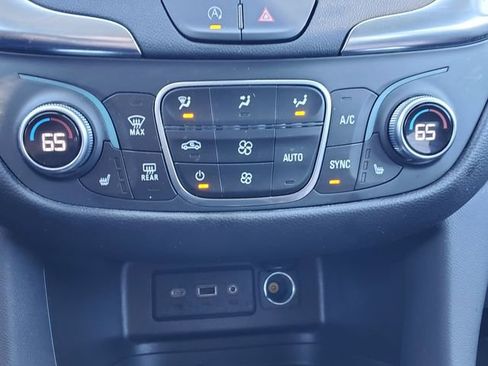 Certified 2024 Chevrolet Equinox LT AWD/4WD image 34
