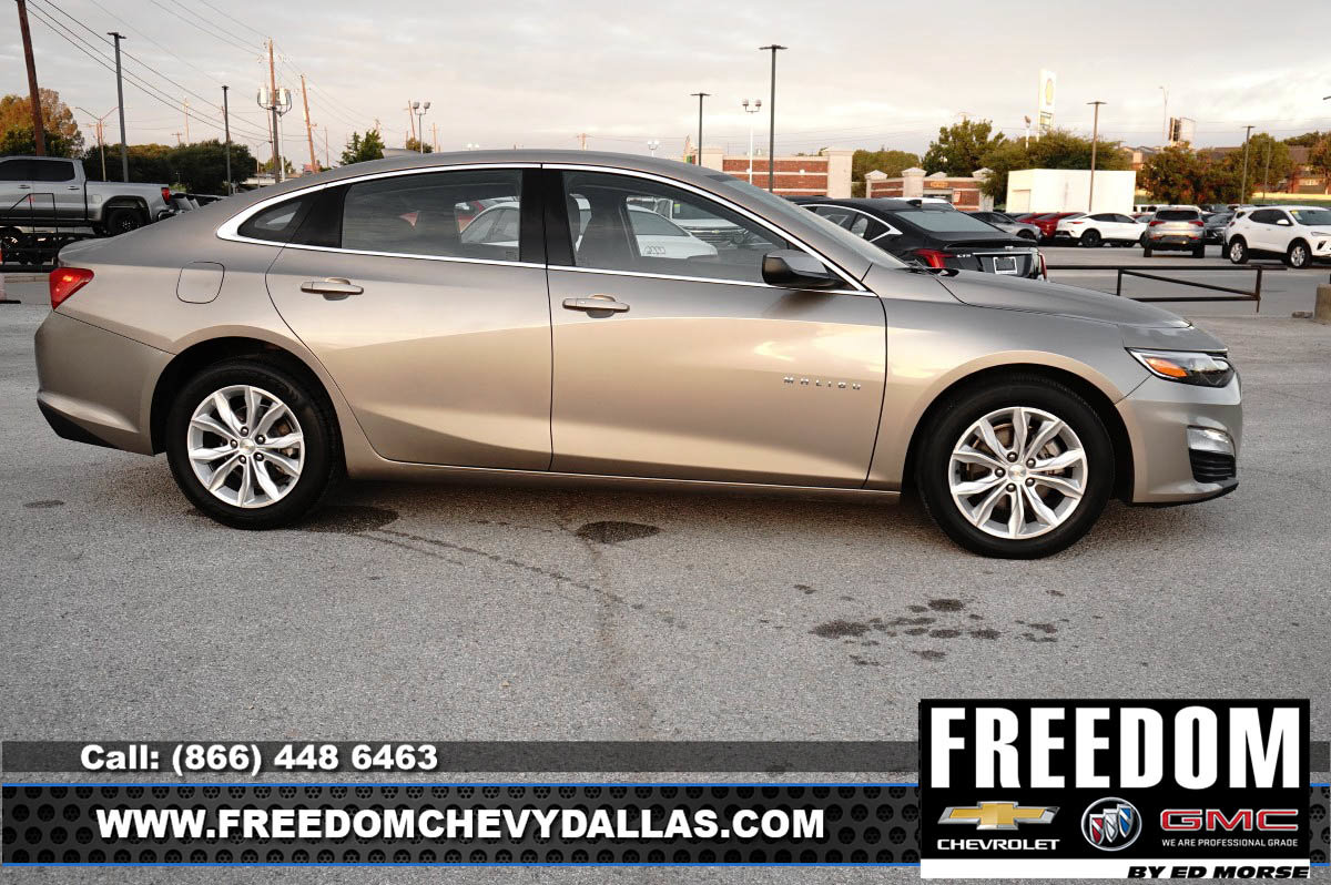 Used 2025 Chevrolet Malibu LT FWD image 38