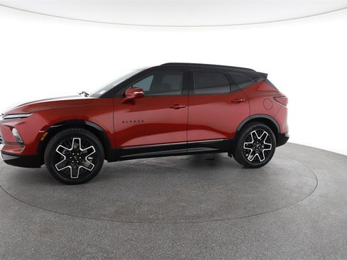 Used 2023 Chevrolet Blazer RS w/ Driver Confidence II Package image 6