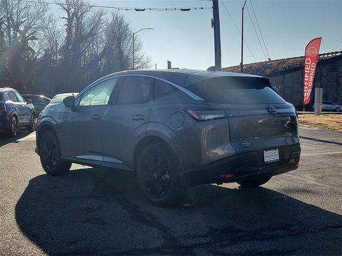 New 2026 Nissan Murano SV image 3
