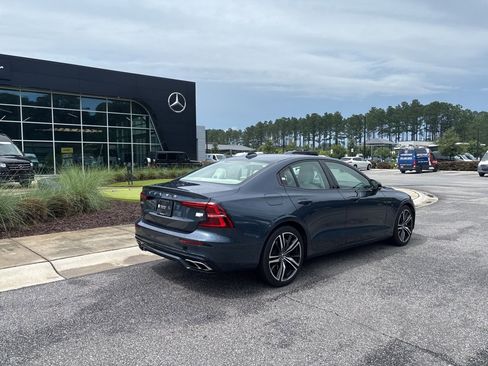 Used 2022 Volvo S60 T8 R-Design Expression w/ Advanced Package image 3