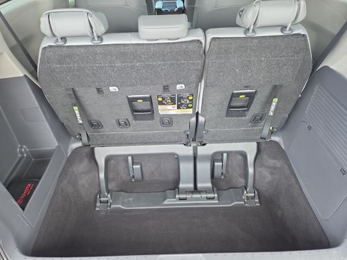 Certified 2024 Toyota Sienna XLE w/ XLE Plus Package AWD/4WD image 31