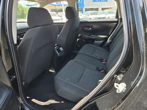 Used 2023 Honda HR-V LX image 13