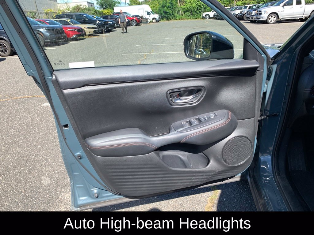 Used 2024 Honda HR-V Sport image 11