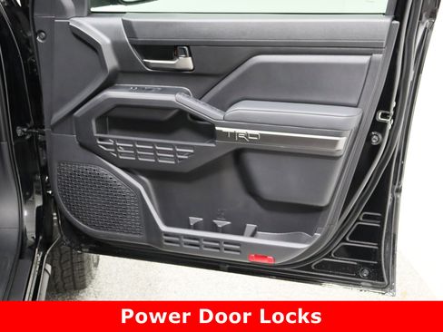 Used 2025 Toyota Tacoma TRD Off-Road image 35