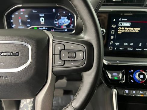 Used 2024 GMC Sierra 2500 Denali w/ Technology Package image 27