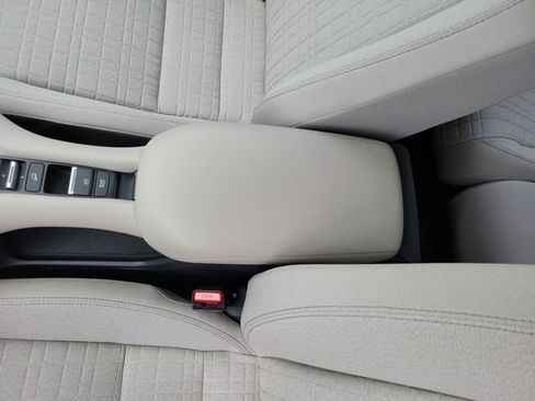 Used 2023 Honda HR-V LX image 24