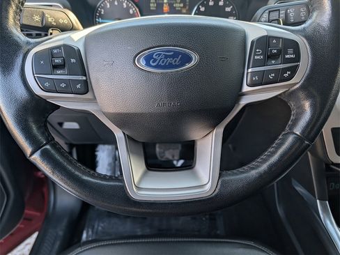 Used 2020 Ford Explorer XLT w/ Equipment Group 202A image 25