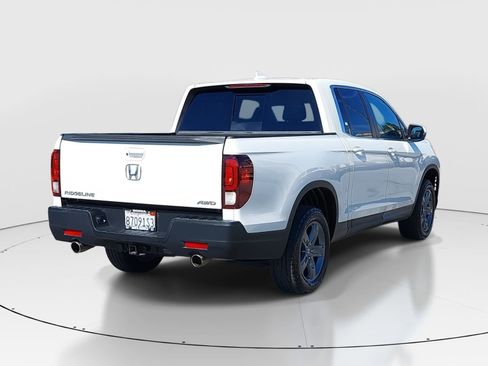 Certified 2023 Honda Ridgeline RTL image 5