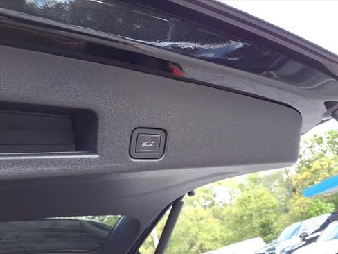 Used 2024 GMC Acadia AT4 w/ LPO, Floor Liner Package image 33