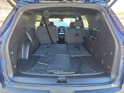Used 2023 Chevrolet Traverse LT image 27