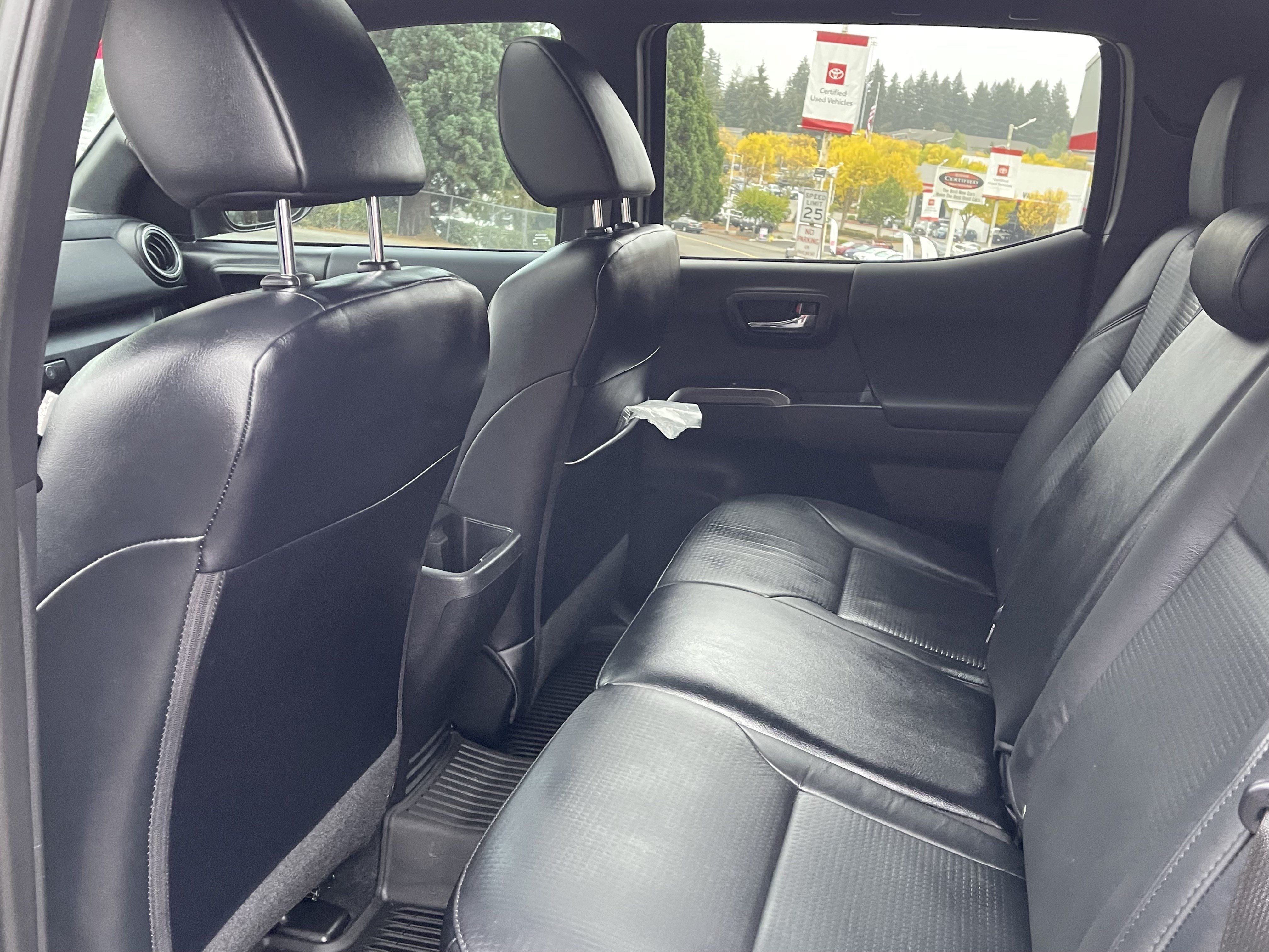 Certified 2021 Toyota Tacoma TRD Off-Road w/ TRD Premium Off Road Package AWD/4WD image 14