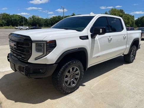 Used 2025 GMC Sierra 1500 AT4X AWD/4WD image 3