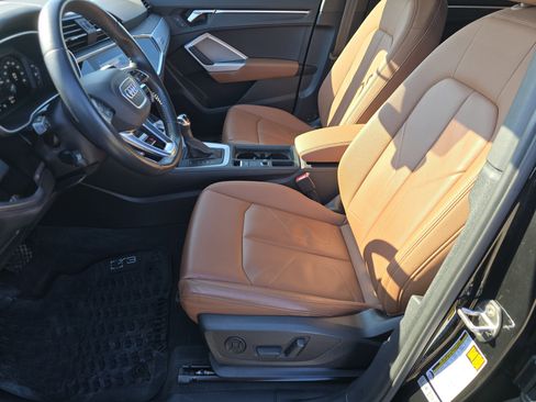 Used 2020 Audi Q3 2.0T Premium image 19