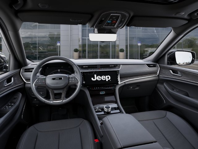 New 2027 Jeep Grand Cherokee Limited AWD/4WD image 14