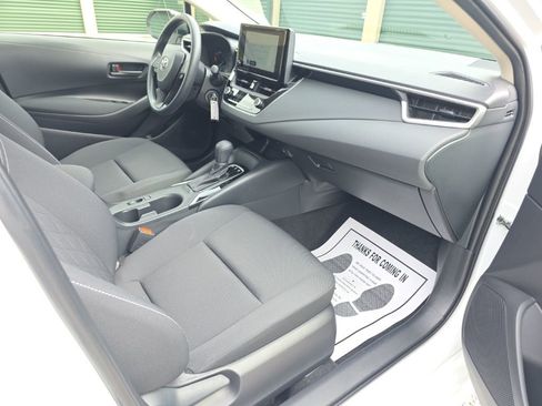 Certified 2025 Toyota Corolla LE image 19