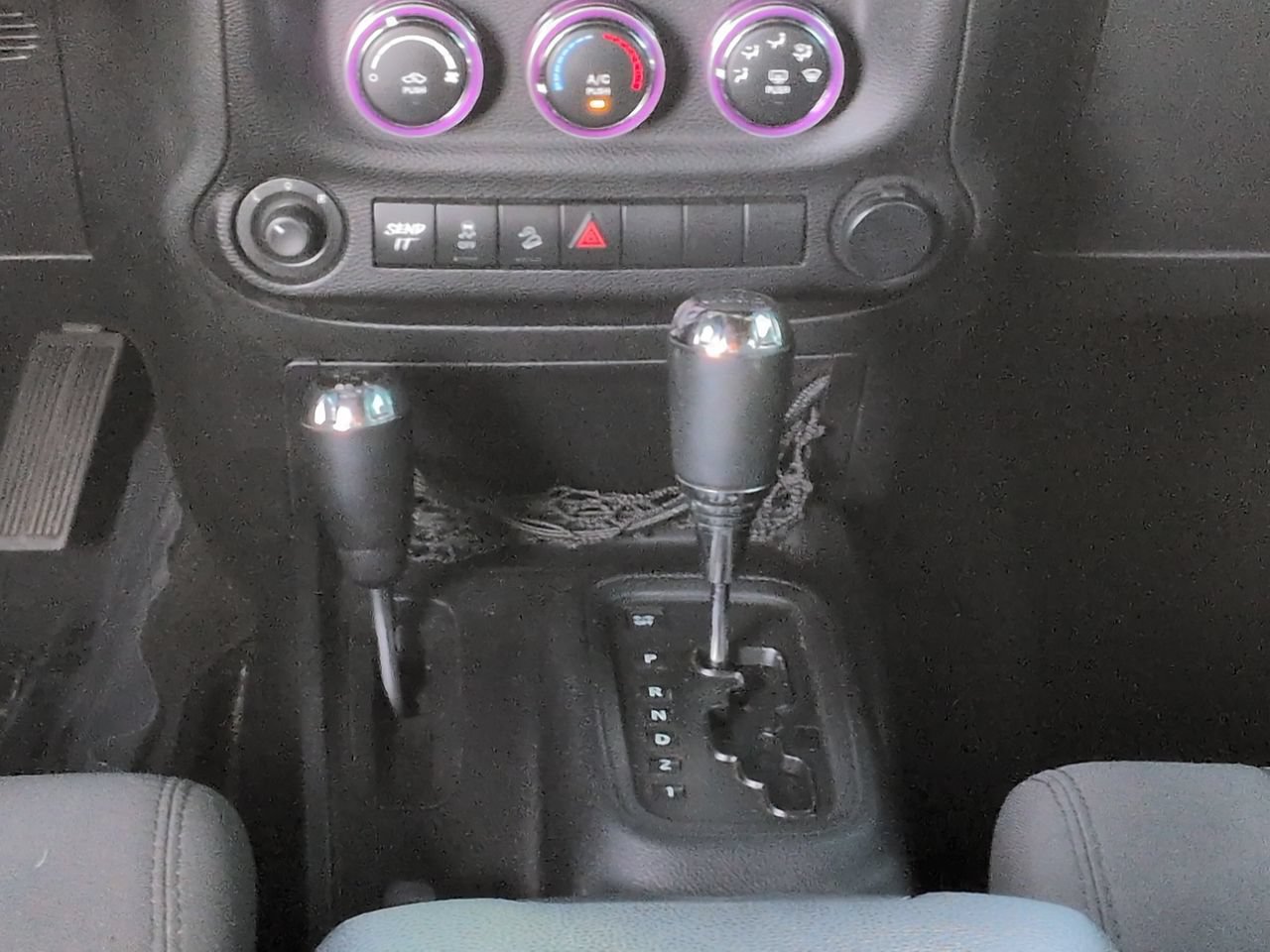 Used 2011 Jeep Wrangler Unlimited Sport AWD/4WD image 18