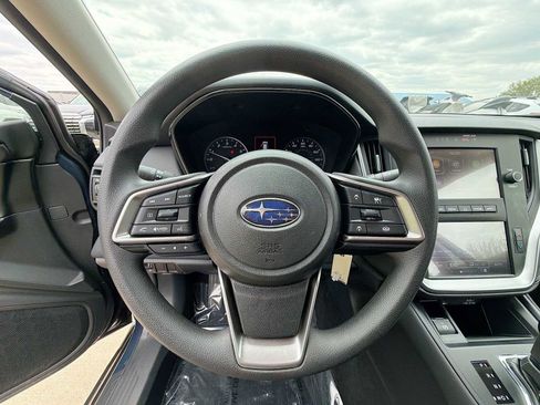 Certified 2025 Subaru Outback AWD/4WD image 19