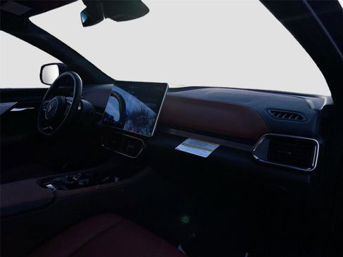 New 2025 VinFast VF 8 Plus image 29