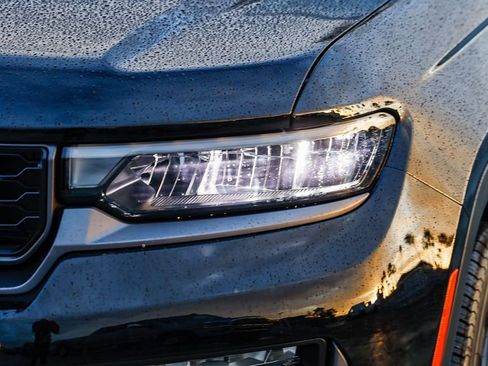 New 2026 Jeep Grand Cherokee Limited AWD/4WD image 5