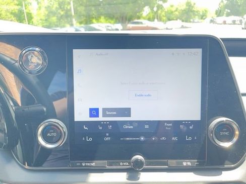 Certified 2023 Lexus RX 350 F Sport w/ Accessory Package AWD/4WD image 23
