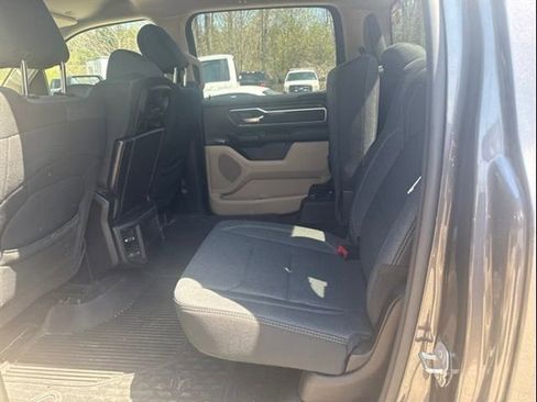 Used 2021 RAM 1500 Big Horn AWD/4WD image 9