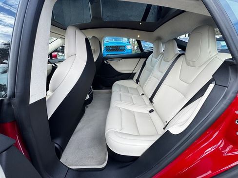 Used 2018 Tesla Model S 75D image 15
