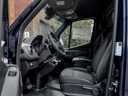 New 2026 Mercedes-Benz Sprinter 2500 image 11