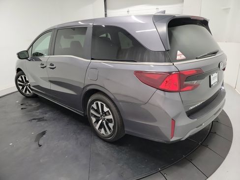 Used 2025 Honda Odyssey EX-L image 6