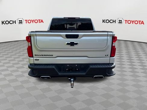 Used 2022 Chevrolet Silverado 1500 LT Trail Boss w/ Convenience Package II AWD/4WD image 7
