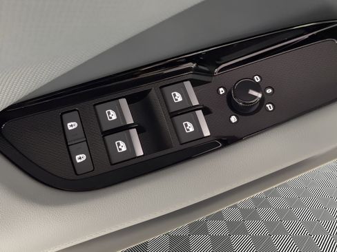 New 2026 Audi Q3 quattro 2.0T image 15