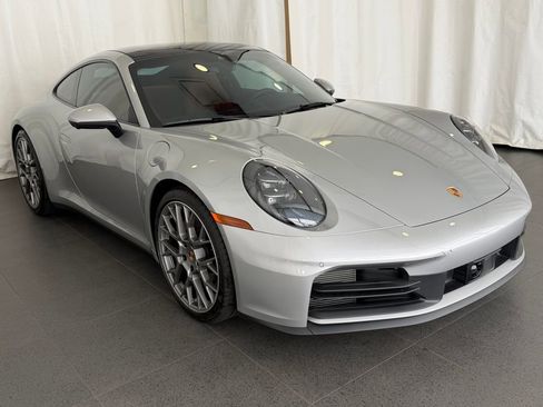 Used 2025 Porsche 911 Carrera RWD image 7