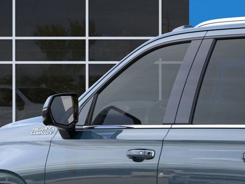 New 2026 Chevrolet Suburban High Country image 49