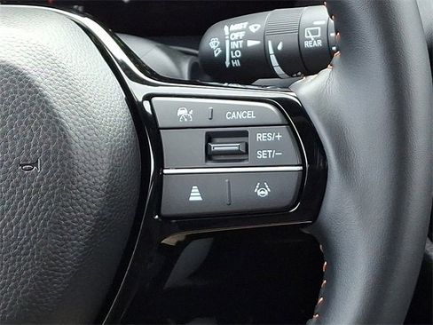 Certified 2025 Honda HR-V Sport image 23