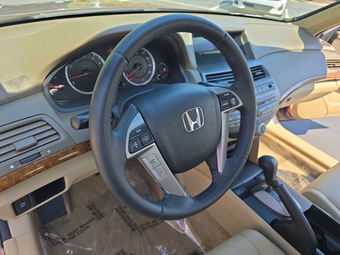 Used 2010 Honda Accord EX-L image 18