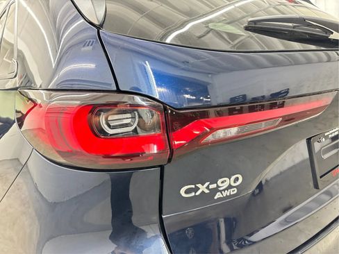 Used 2024 MAZDA CX-90 3.3 Turbo w/ Preferred Plus AWD/4WD image 33