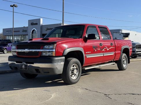 Used 2004 Chevrolet Silverado 2500 LS image 24
