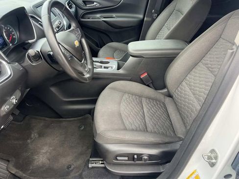 Used 2019 Chevrolet Equinox LT FWD image 15