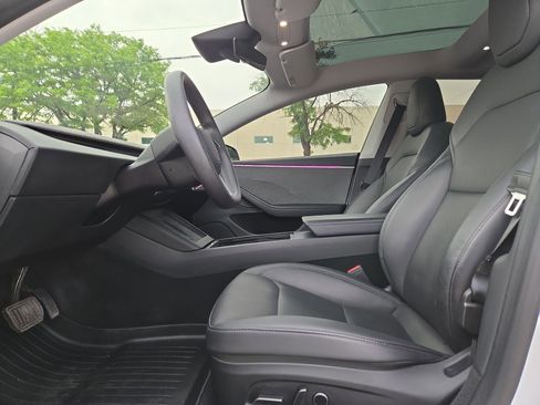 Used 2024 Tesla Model 3 Standard Range image 16