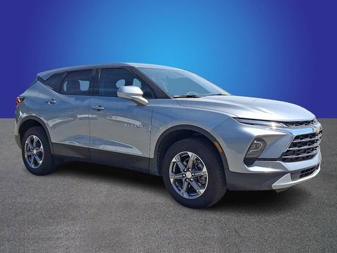 New 2026 Chevrolet Blazer LT AWD/4WD image 2