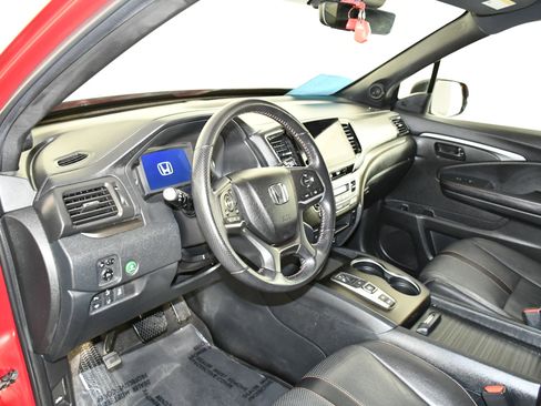 Certified 2022 Honda Passport TrailSport image 38