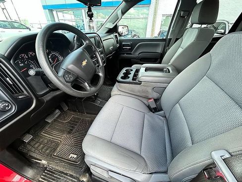 Used 2016 Chevrolet Silverado 1500 Custom w/ Custom Convenience Package AWD/4WD image 9