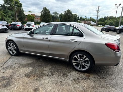 Used 2020 Mercedes-Benz C 300 C 300 4MATIC Sedan w/ Premium Package image 10