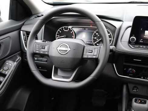 New 2026 Nissan Rogue SV image 24