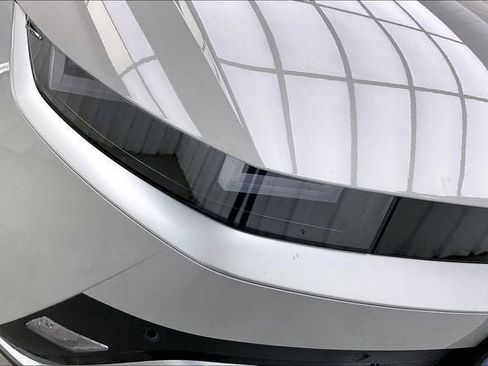 New 2026 Hyundai Ioniq 5 SEL image 15