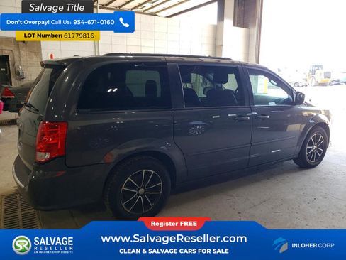 Used 2017 Dodge Grand Caravan GT FWD image 4
