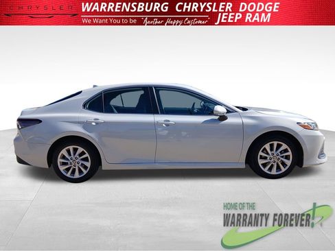 Used 2024 Toyota Camry LE FWD image 2